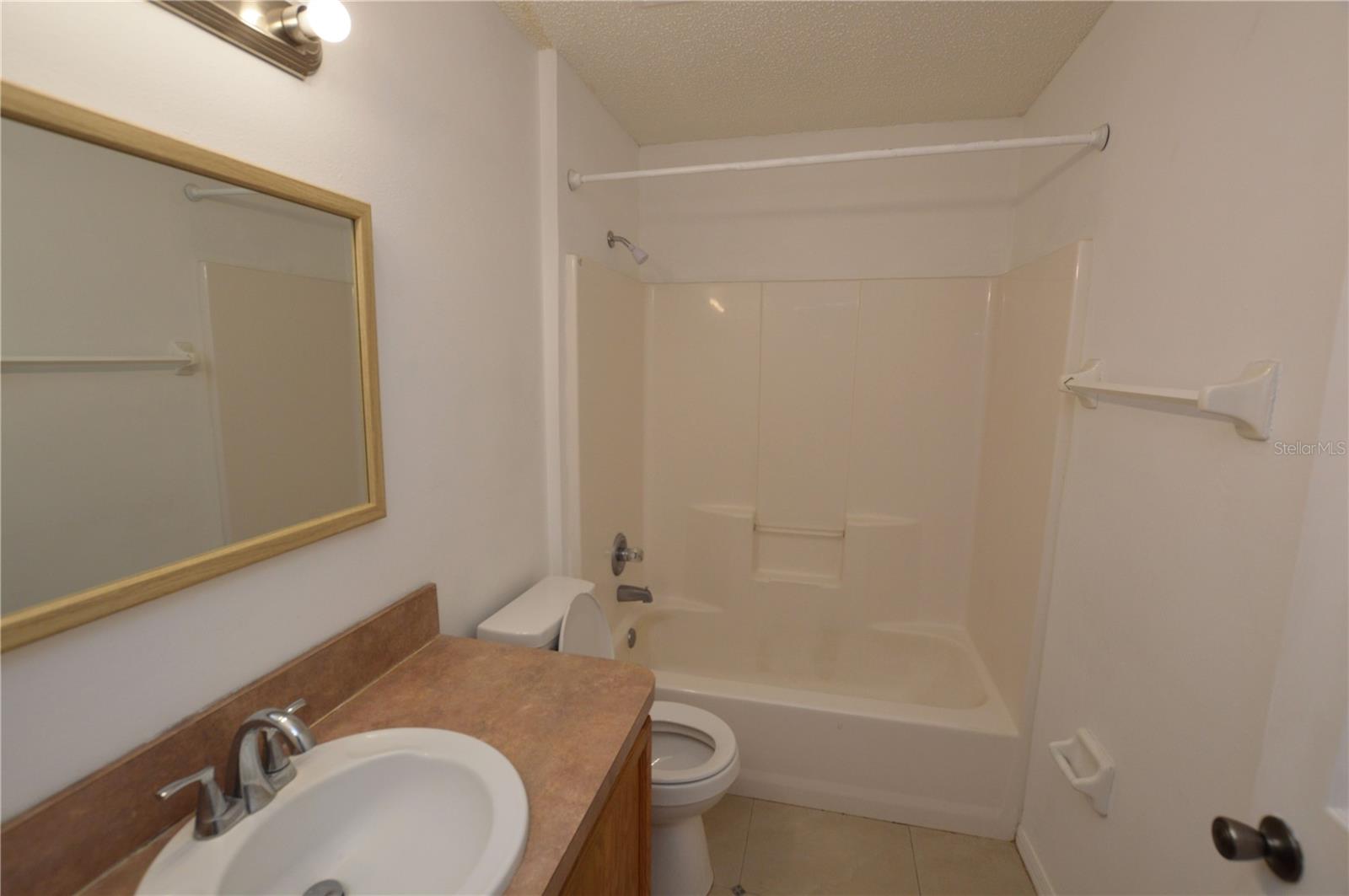 Image 13 of 25 For 18 Pittwick Lane