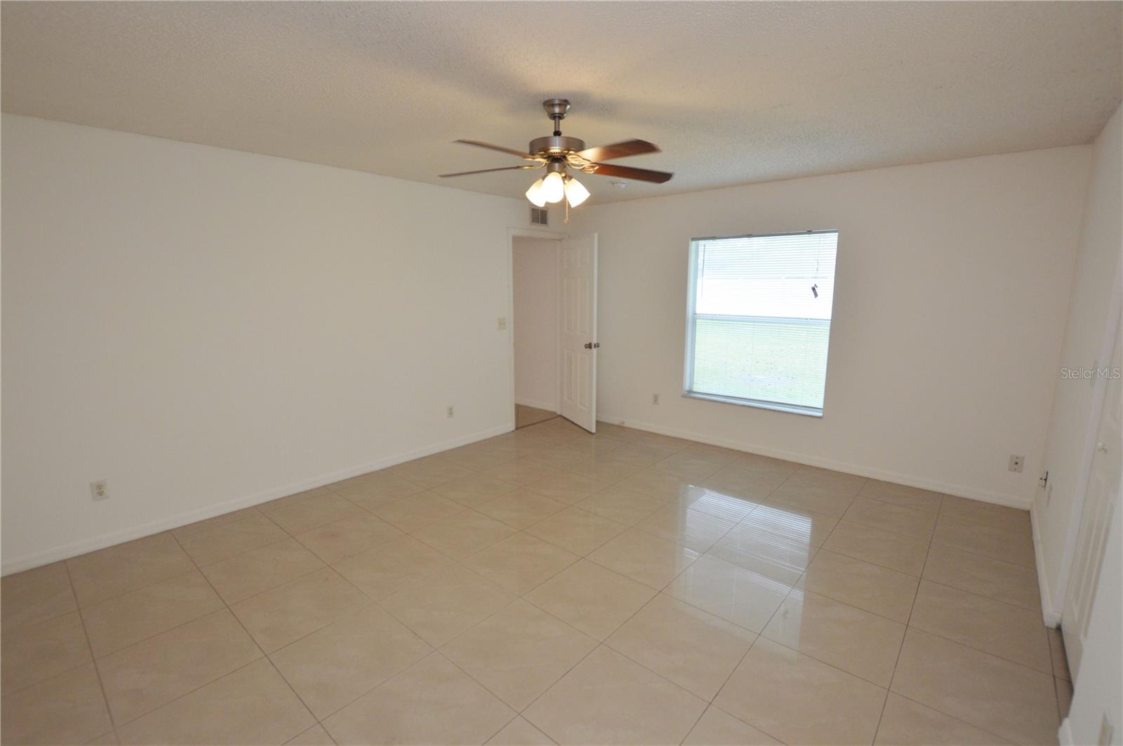 Image 3 of 25 For 18 Pittwick Lane