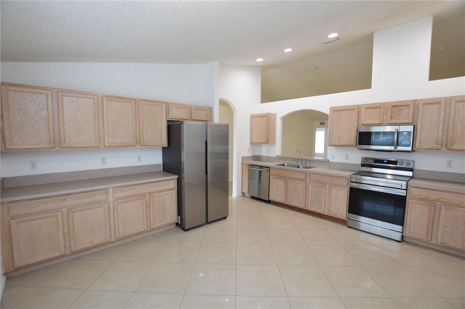 Image 9 of 25 For 18 Pittwick Lane