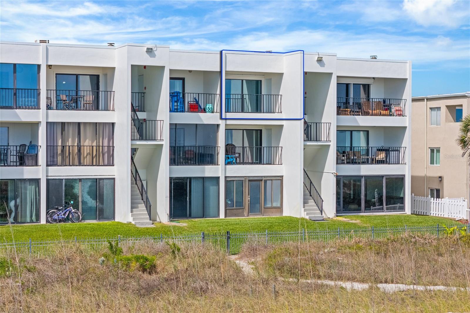 Image 2 of 50 For 829 1st Street S 3b