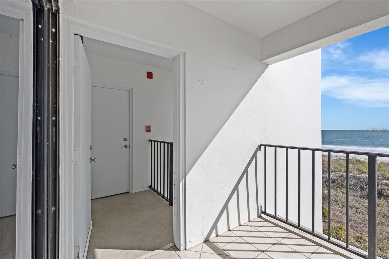 Image 21 of 50 For 829 1st Street S 3b