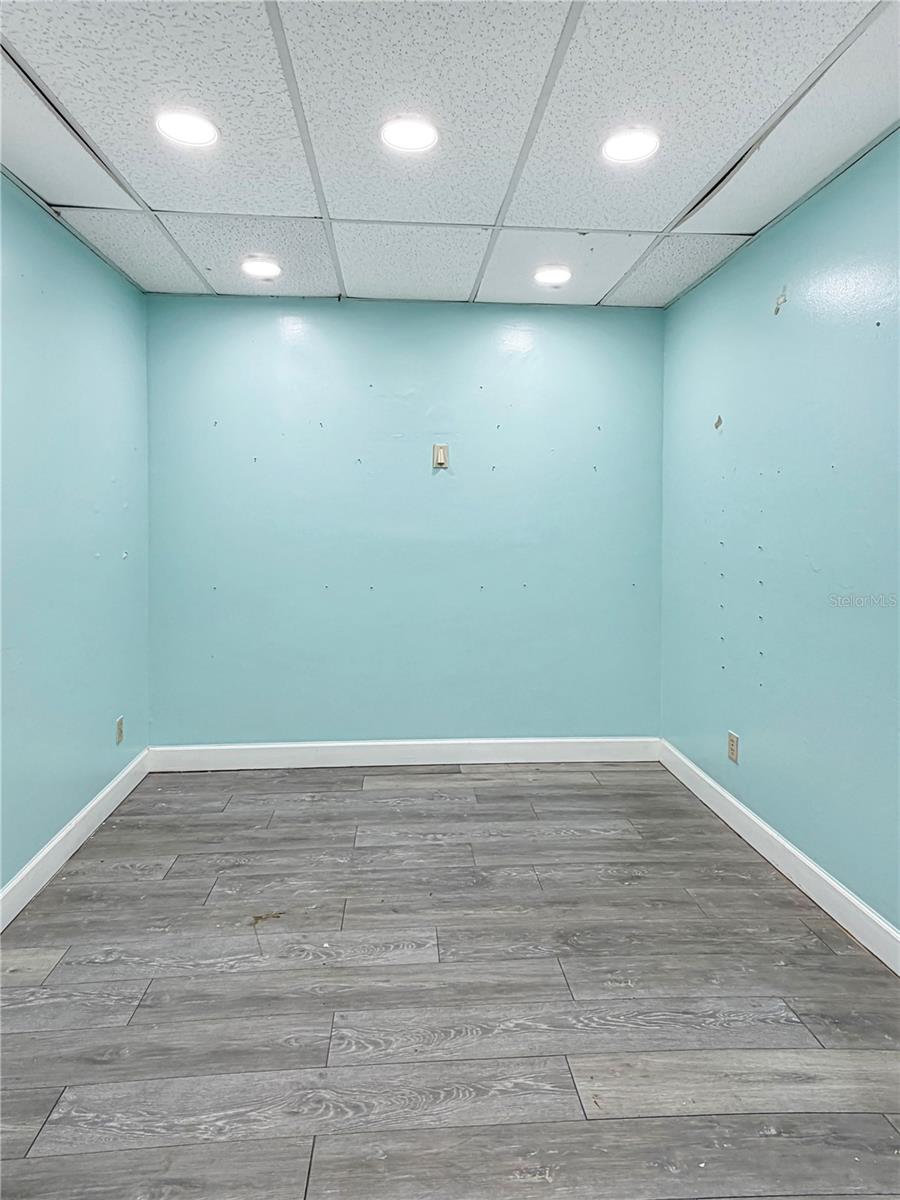 Image 20 of 23 For 4131 University Boulevard S 5