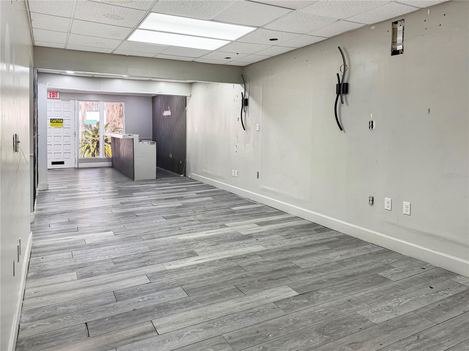 Image 5 of 23 For 4131 University Boulevard S 5