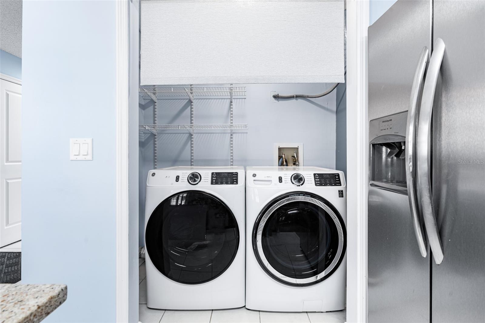 Image 11 of 65 For 37 Captains Walk 37