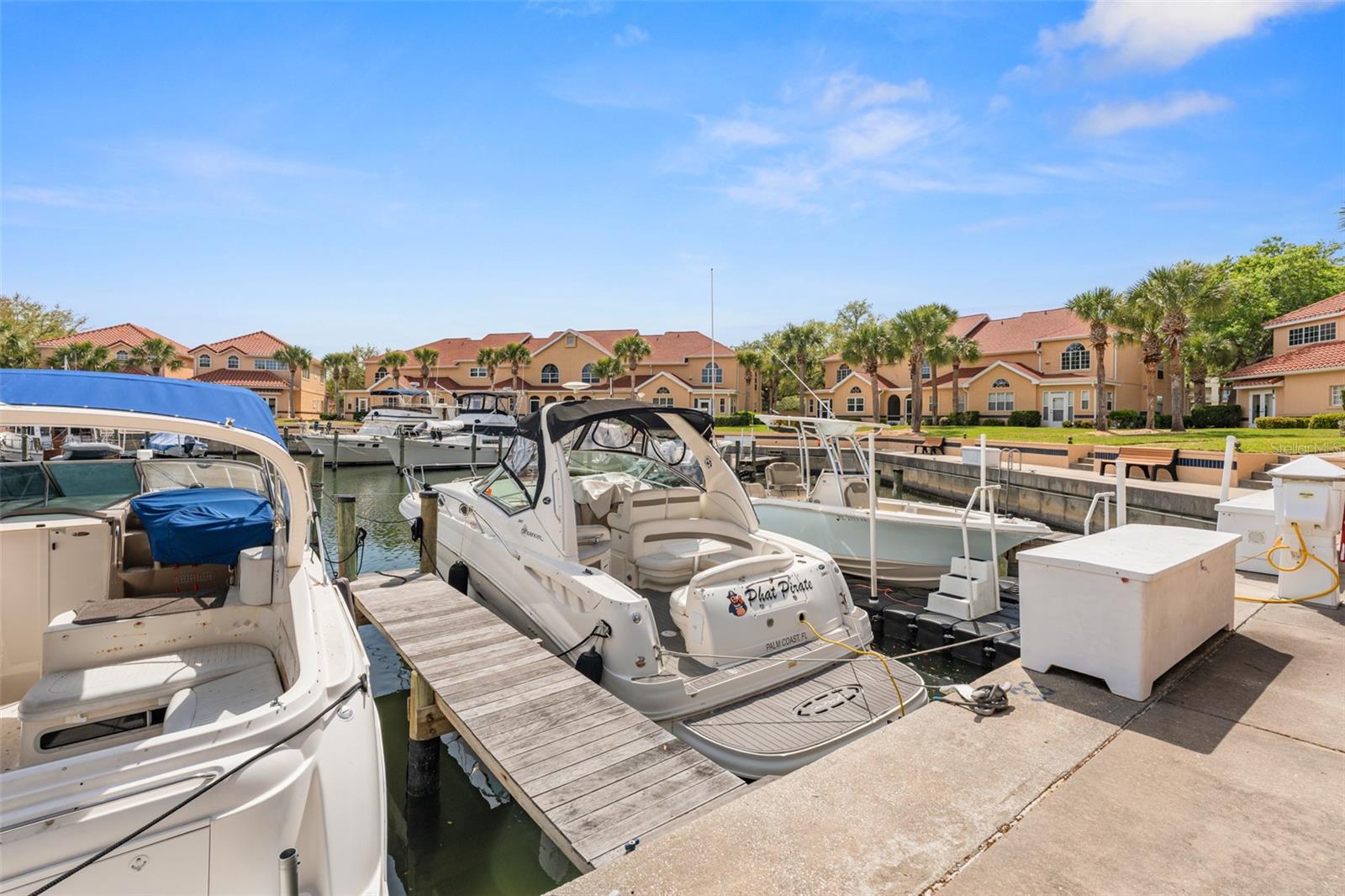 Image 22 of 65 For 37 Captains Walk 37