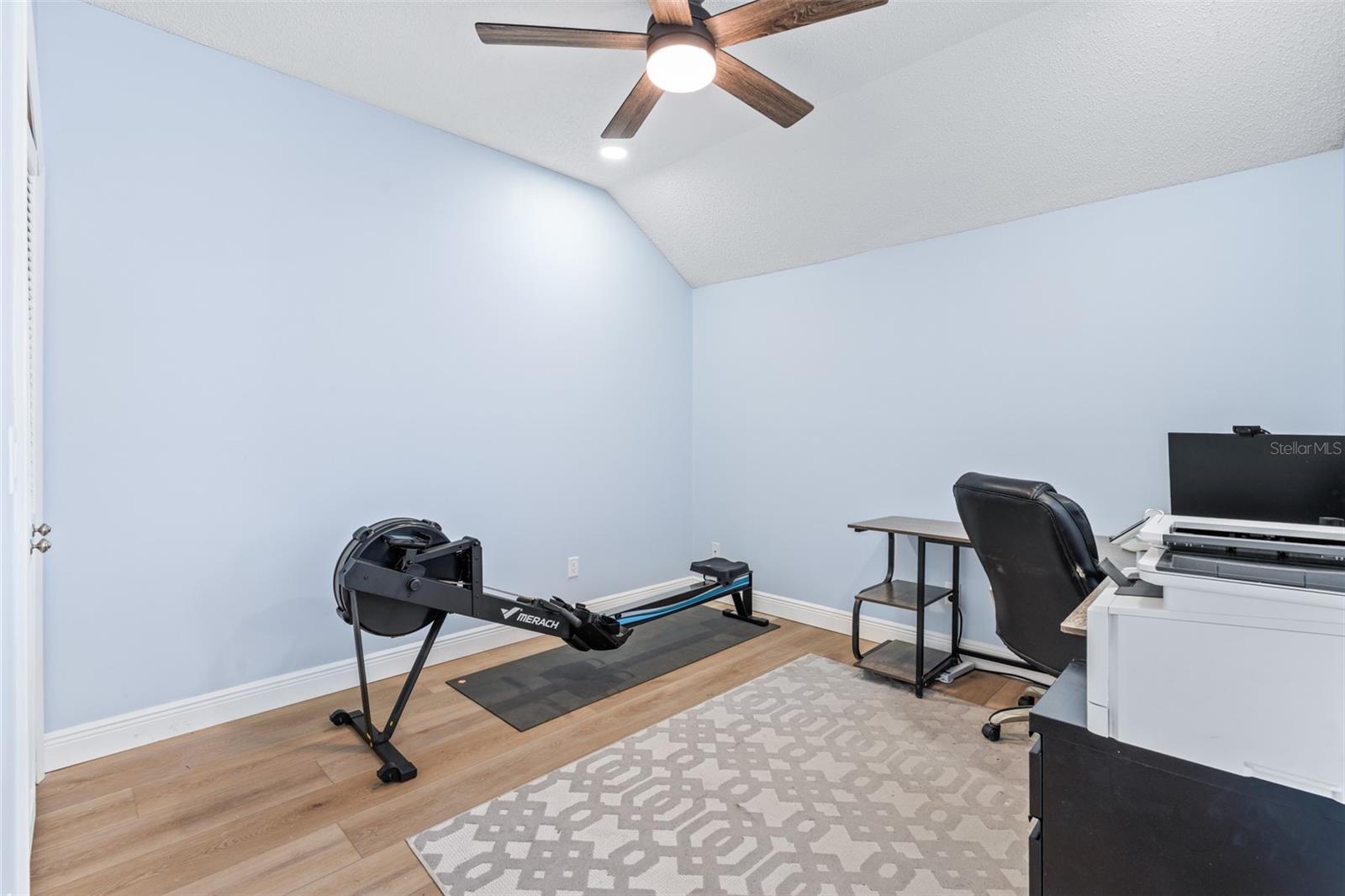 Image 36 of 65 For 37 Captains Walk 37