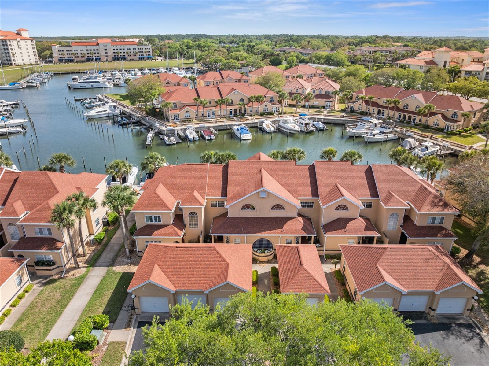 Image 49 of 65 For 37 Captains Walk 37