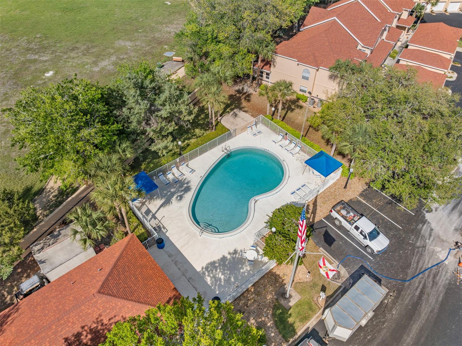 Image 63 of 65 For 37 Captains Walk 37