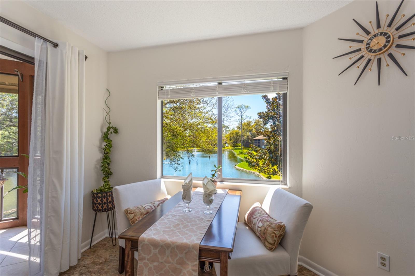 Image 18 of 52 For 6 Salisbury Court 6