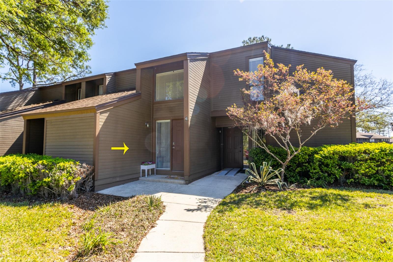 Image 3 of 52 For 6 Salisbury Court 6