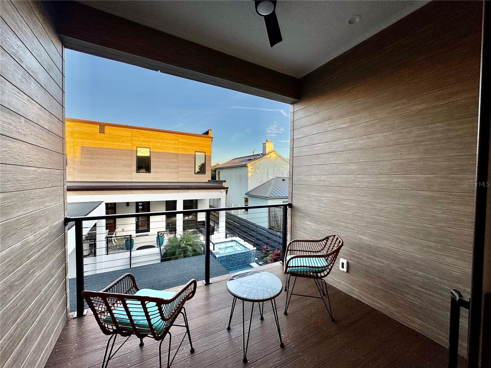 Image 2 of 8 For 1324 Daytona Avenue