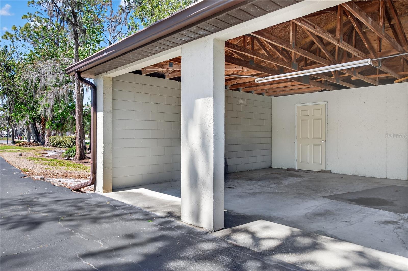 Image 14 of 21 For 1601 Big Tree Road 101