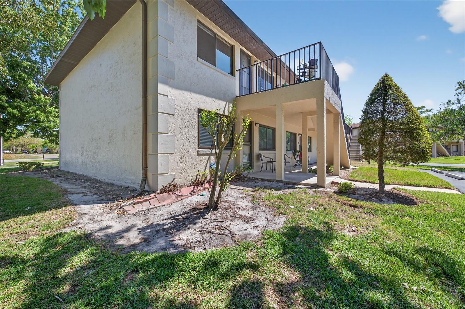 Image 17 of 21 For 1601 Big Tree Road 101