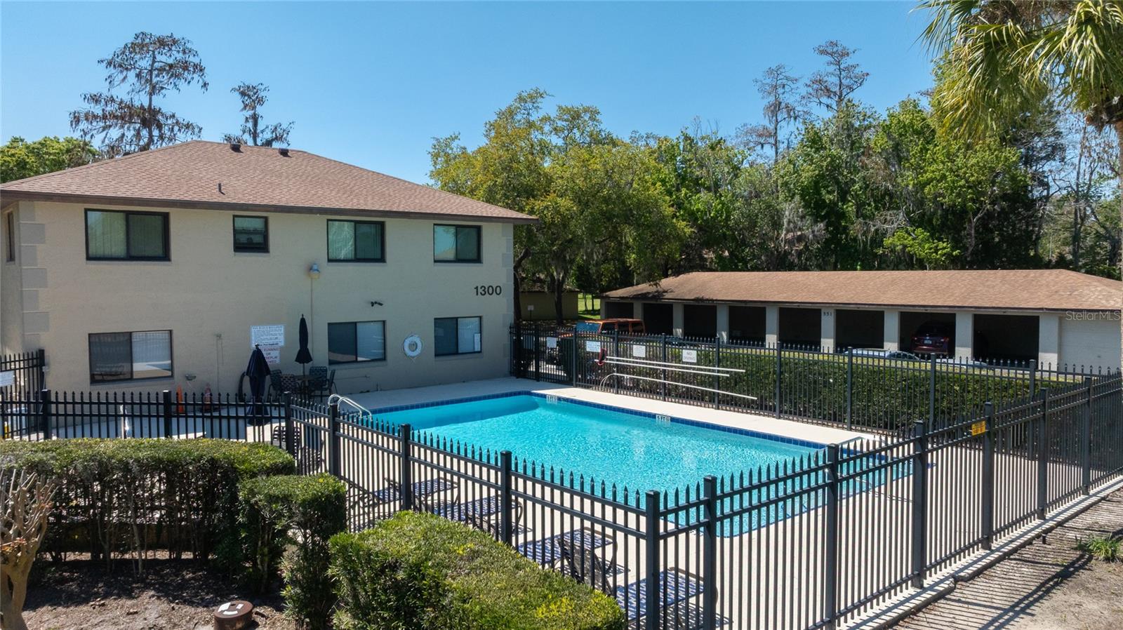 Image 20 of 21 For 1601 Big Tree Road 101