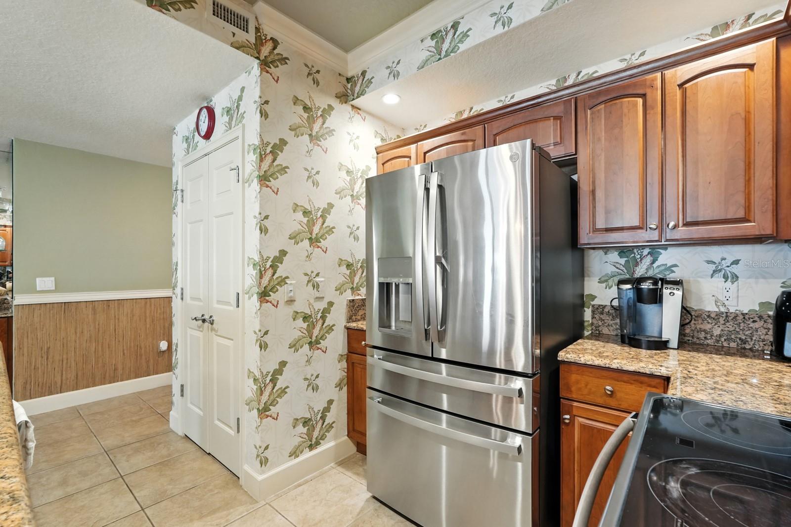 Image 13 of 37 For 2403 Atlantic Avenue 409