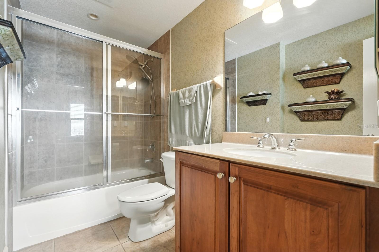 Image 28 of 37 For 2403 Atlantic Avenue 409