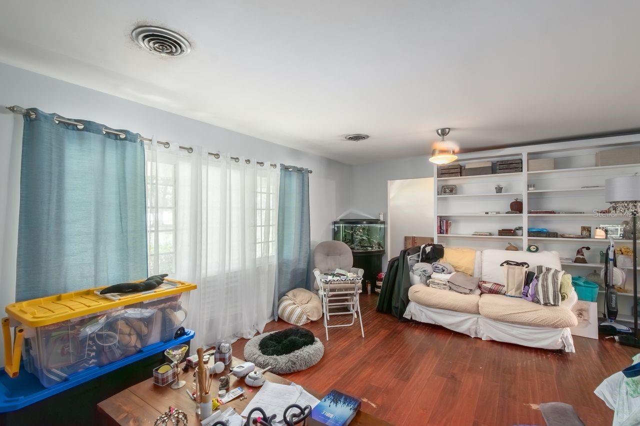 Image 24 of 61 For 701 49th Avenue