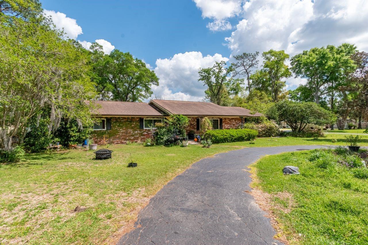 Image 3 of 61 For 701 49th Avenue