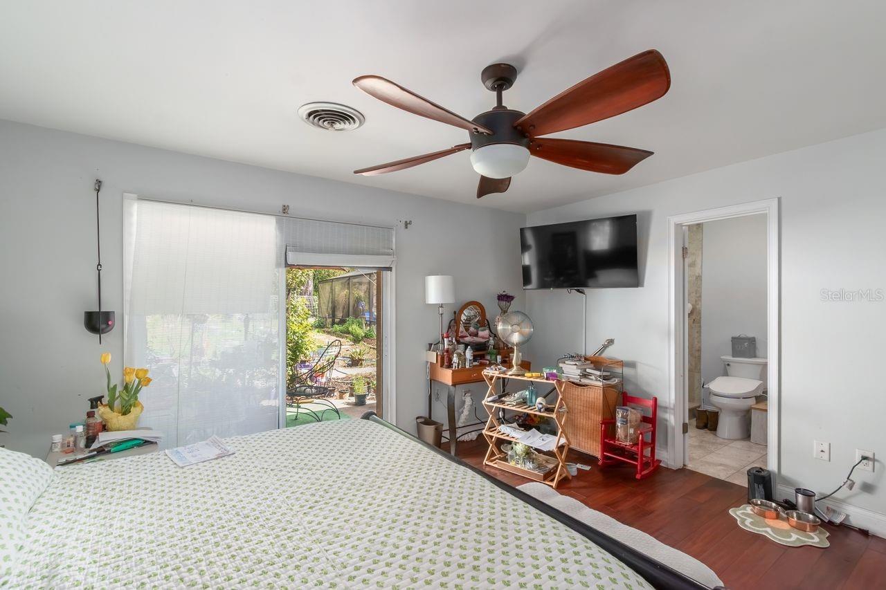 Image 32 of 61 For 701 49th Avenue