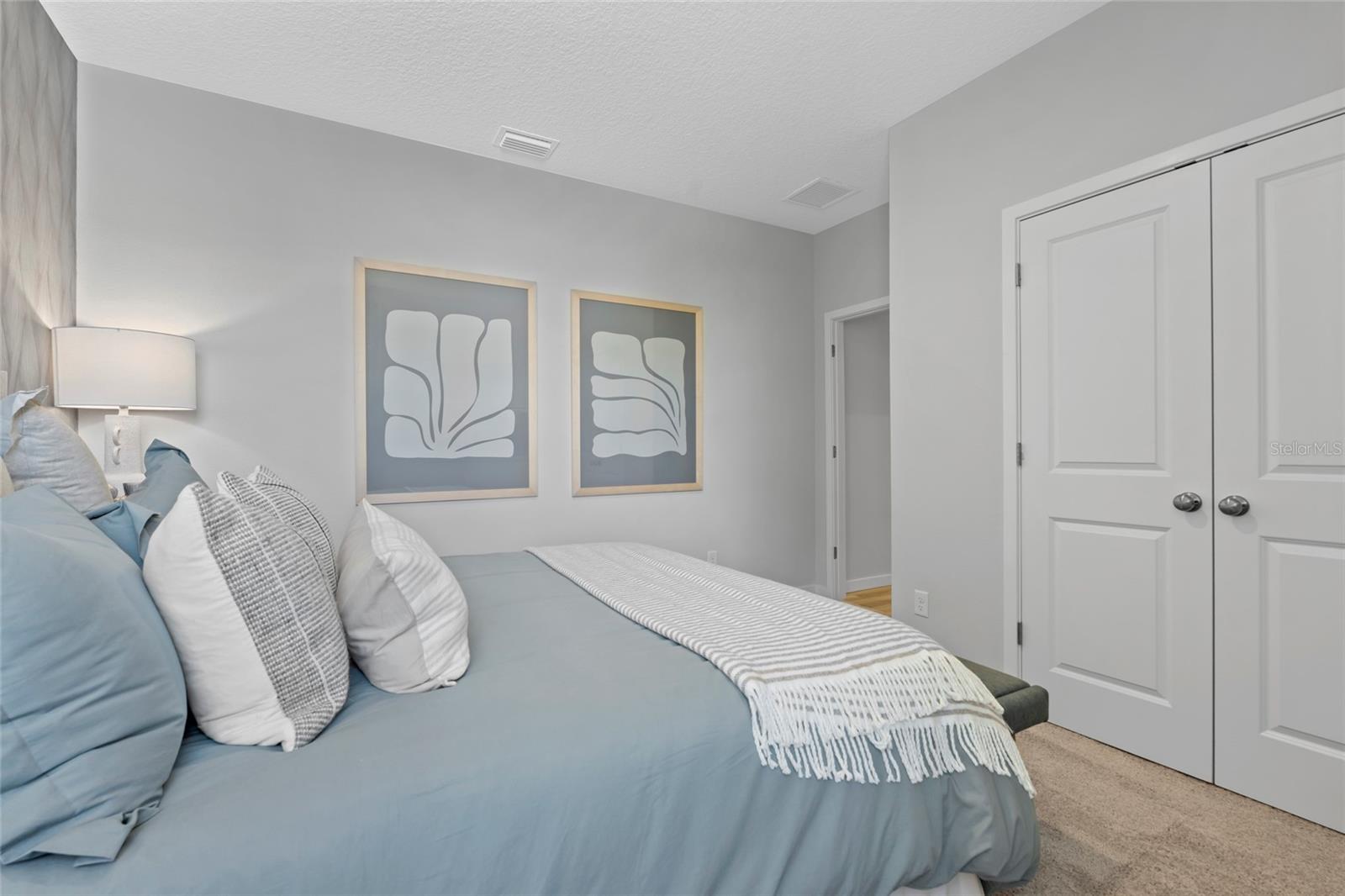 Image 17 of 40 For 33 Perseus Avenue