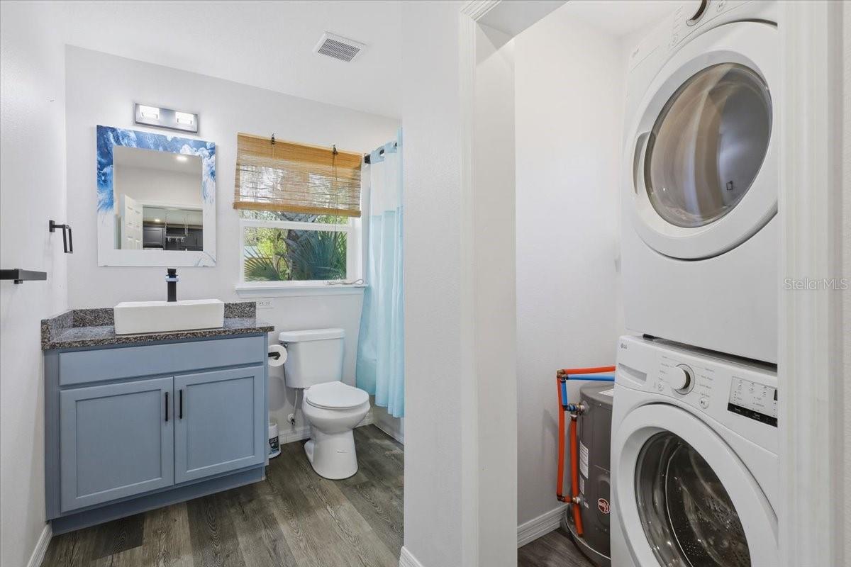 Image 10 of 31 For 600 Holden Avenue