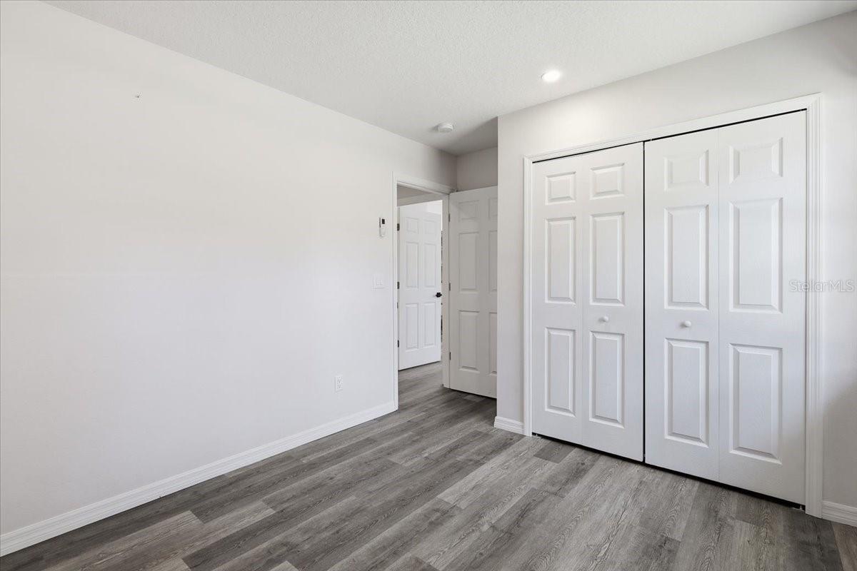 Image 11 of 31 For 600 Holden Avenue