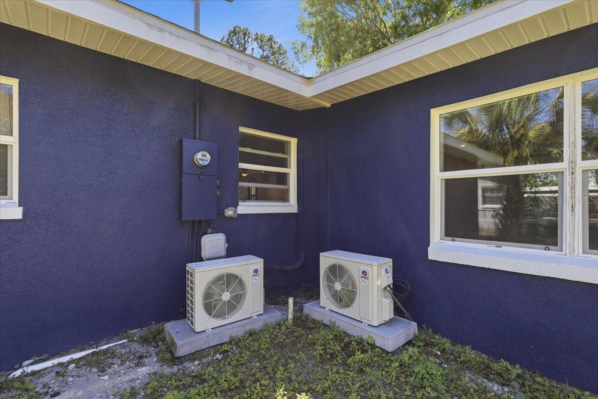 Image 21 of 31 For 600 Holden Avenue