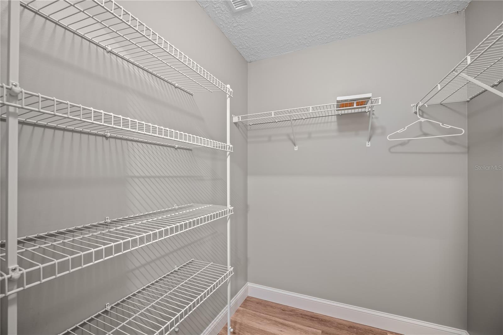 Image 42 of 68 For 2950 Kings Road