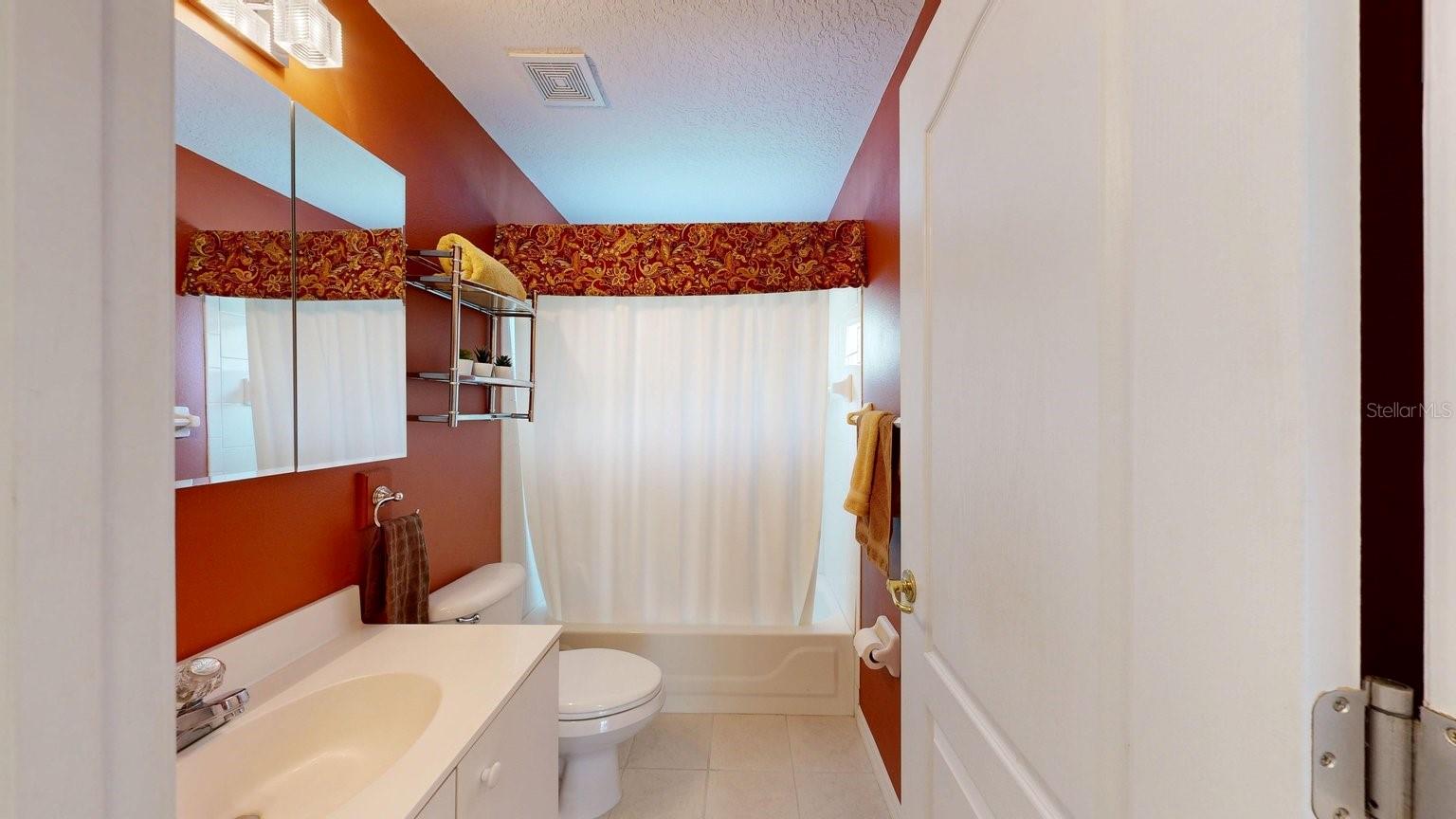 Image 27 of 40 For 12 Ormond Green Boulevard