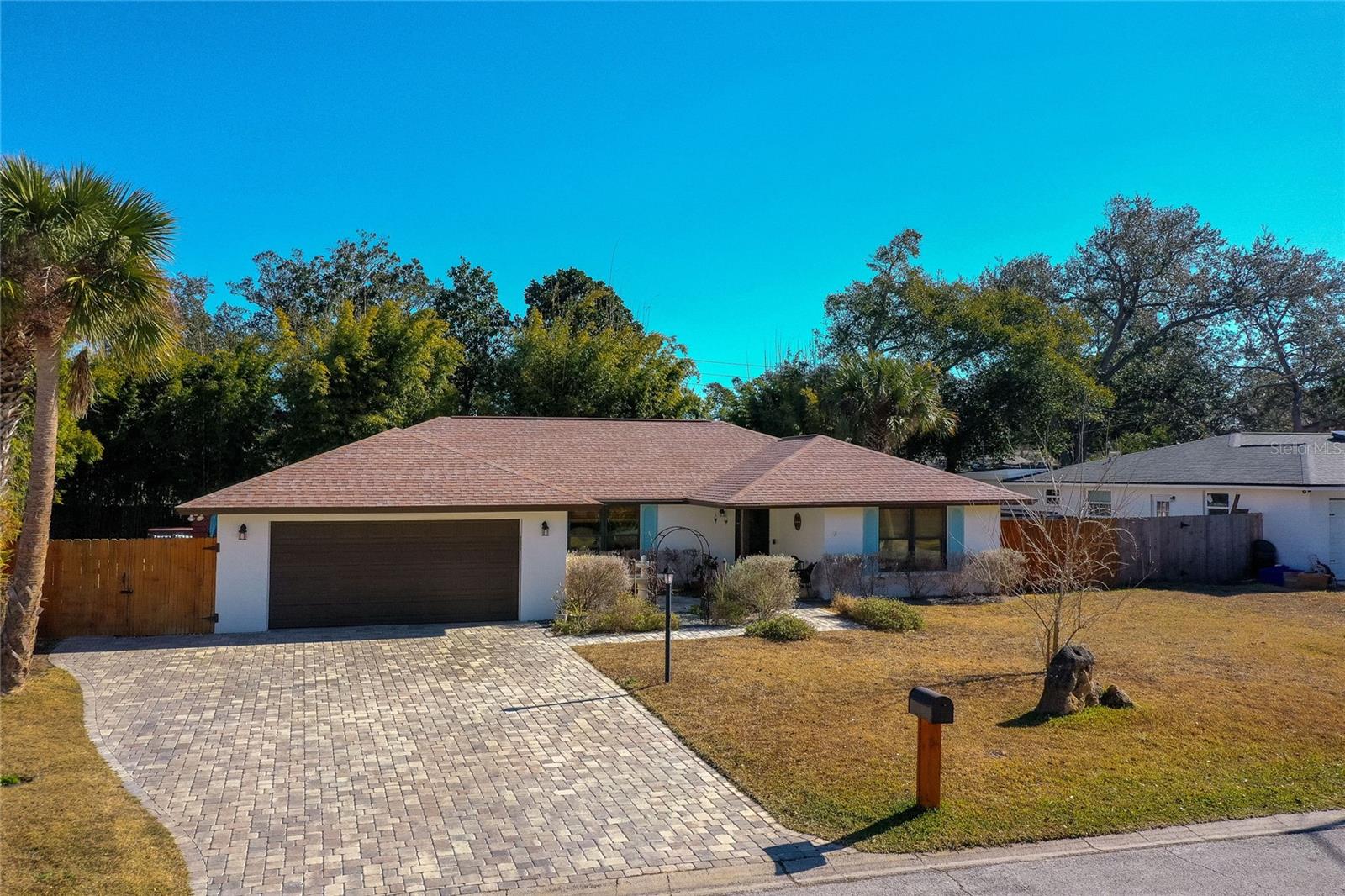 Image 38 of 61 For 871 Lindenwood Circle E