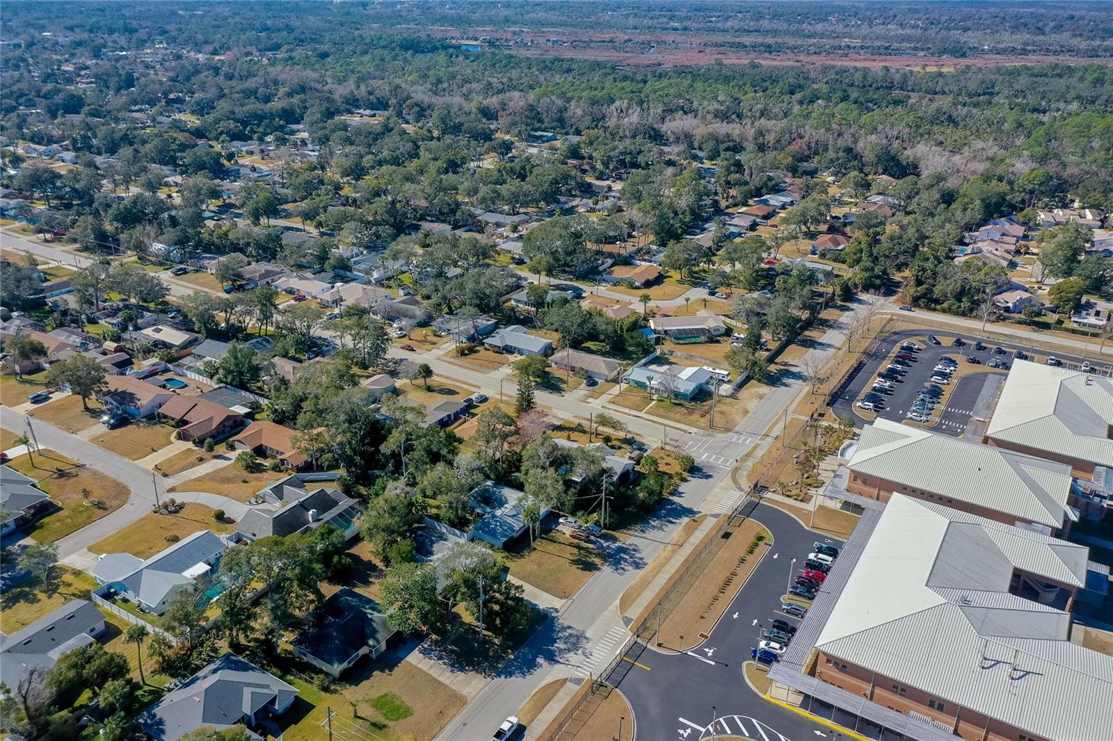 Image 57 of 61 For 871 Lindenwood Circle E