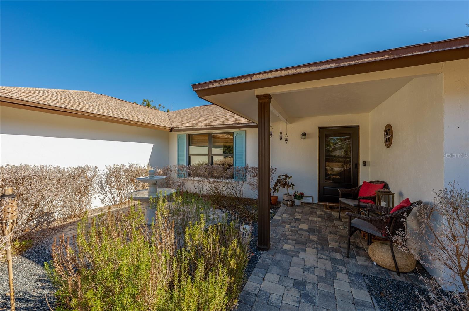 Image 9 of 61 For 871 Lindenwood Circle E