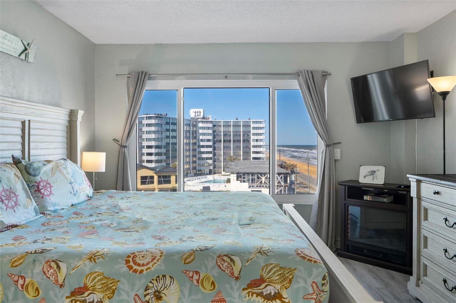 Image 25 of 52 For 3600 Ocean Shore Boulevard 614