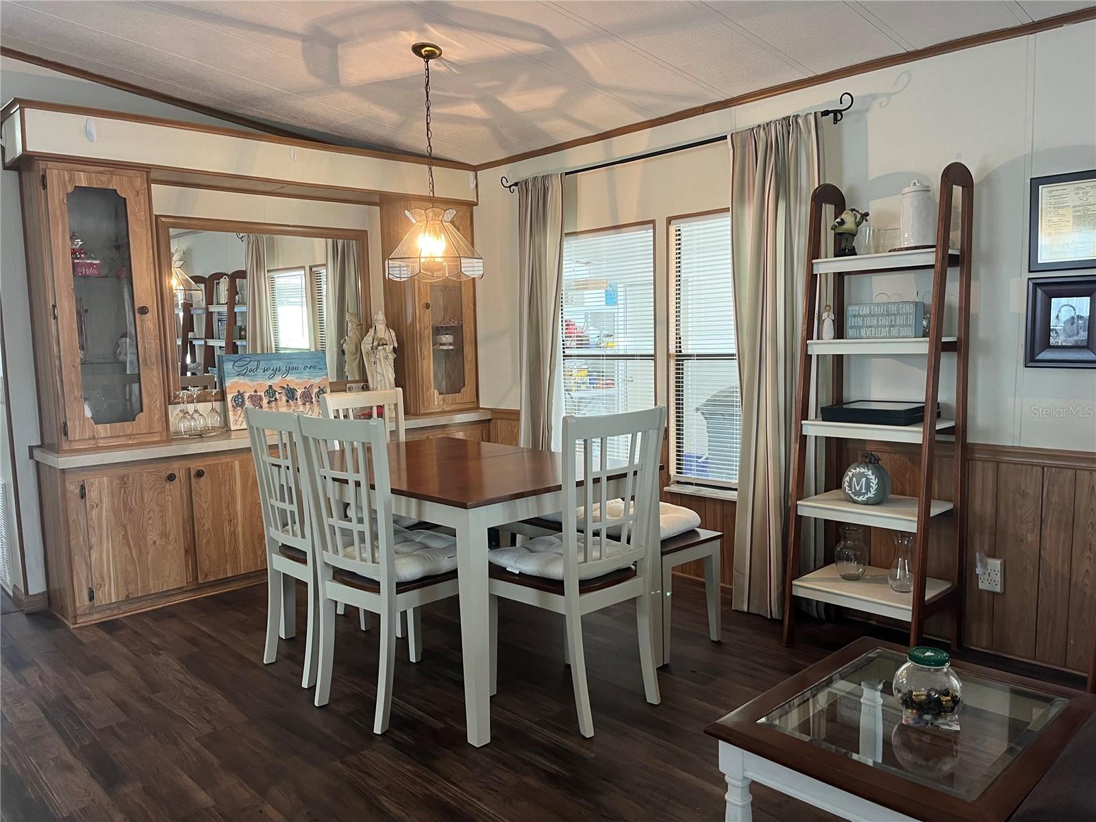 Image 18 of 58 For 4 Windward Drive