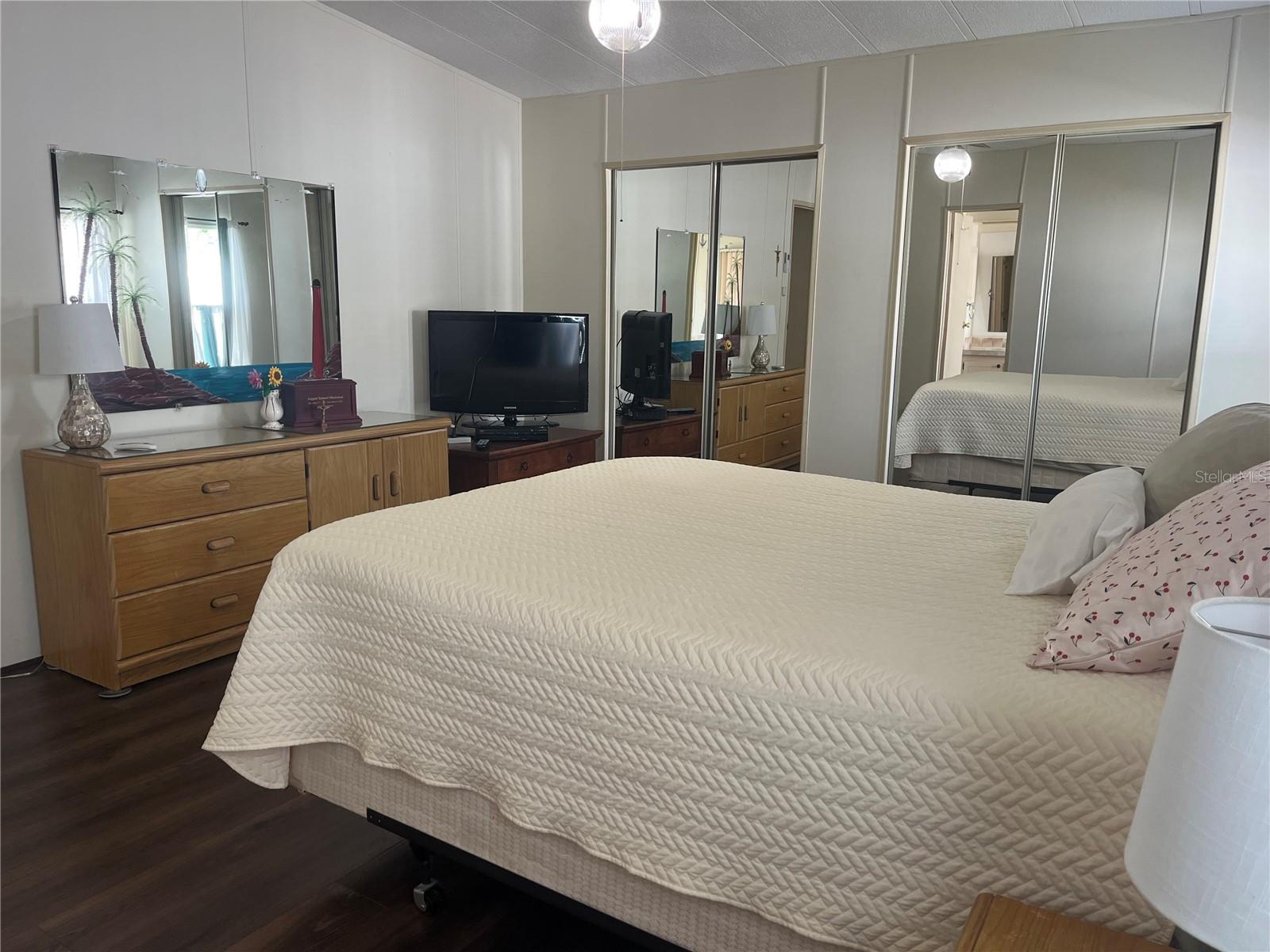 Image 19 of 58 For 4 Windward Drive