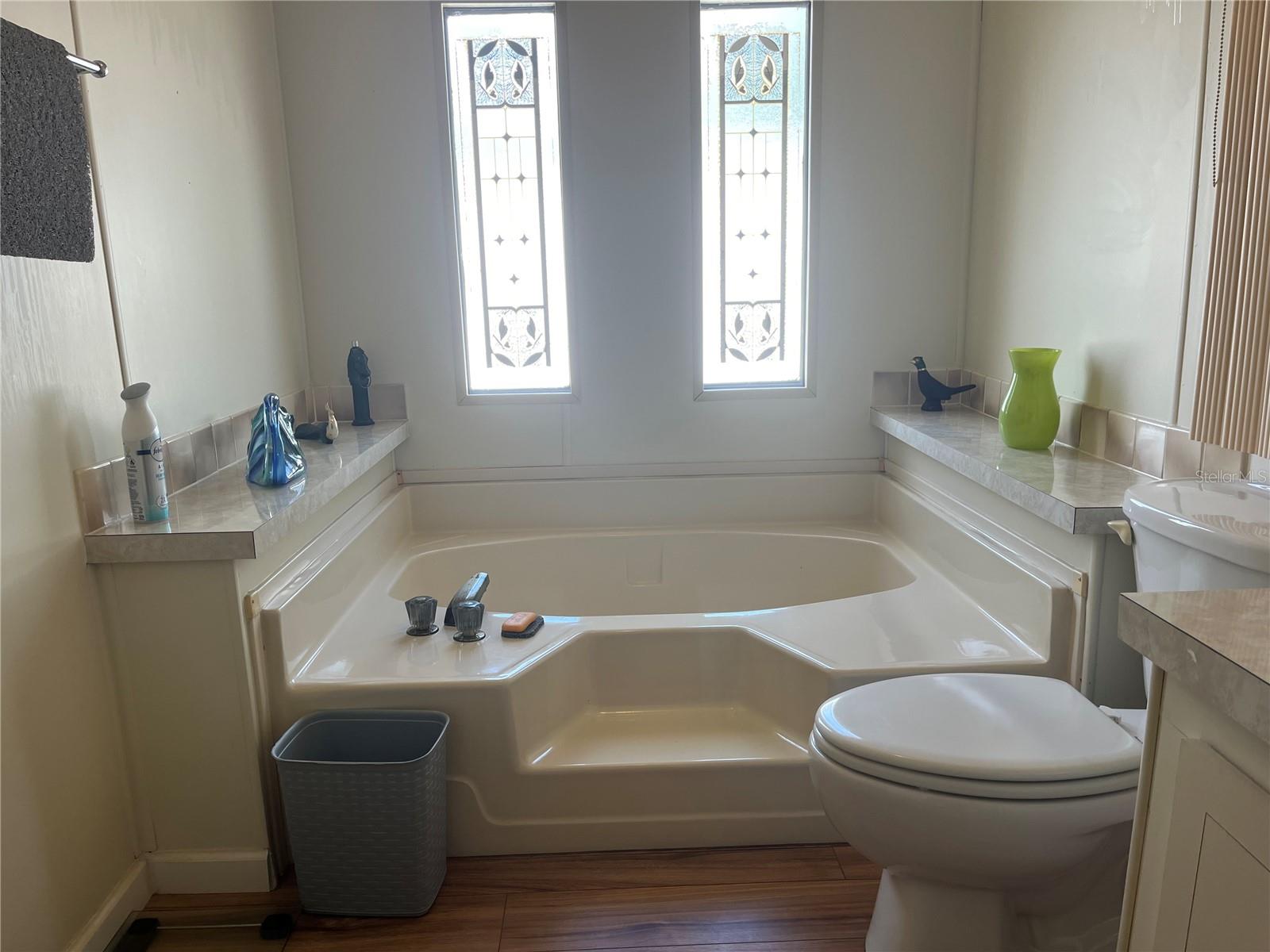 Image 22 of 58 For 4 Windward Drive