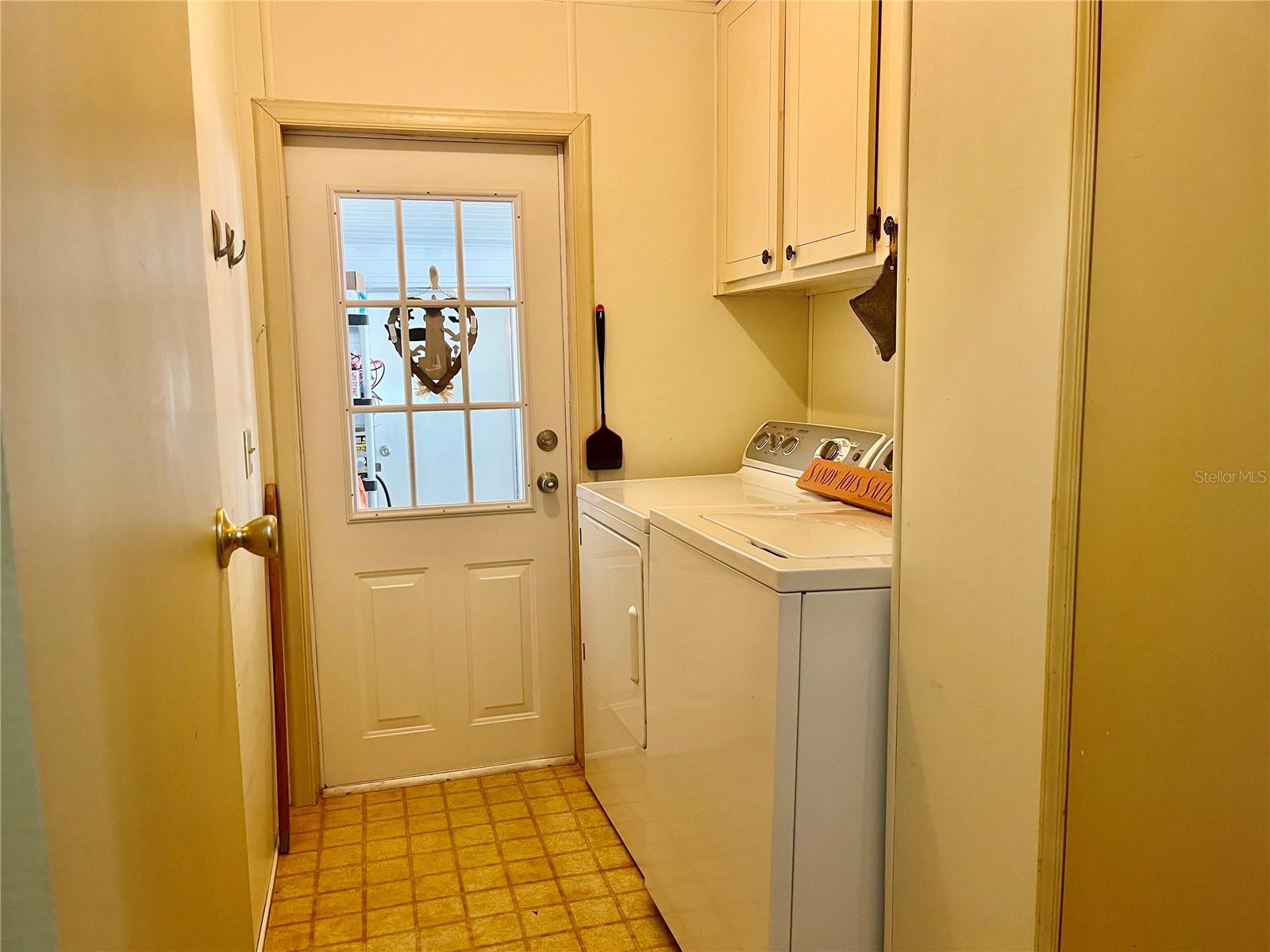 Image 28 of 58 For 4 Windward Drive