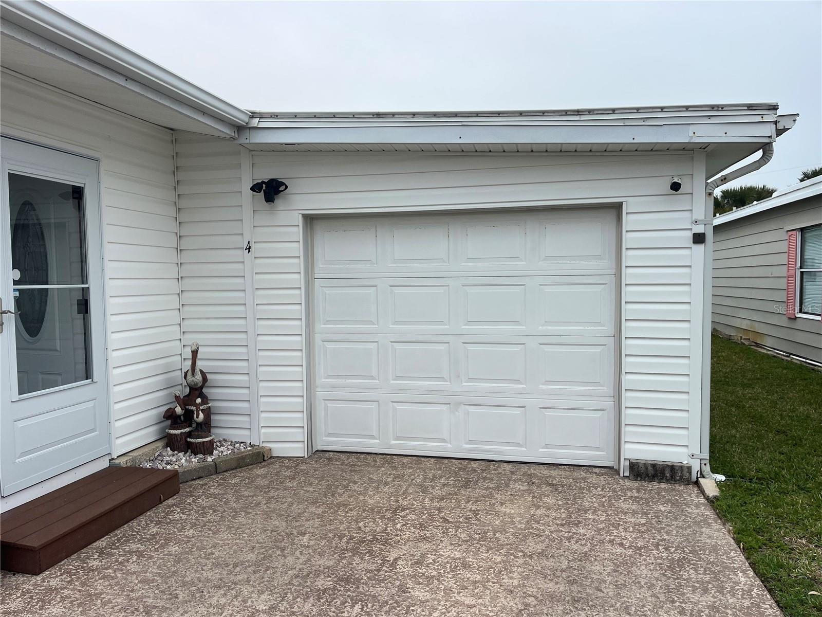 Image 4 of 58 For 4 Windward Drive