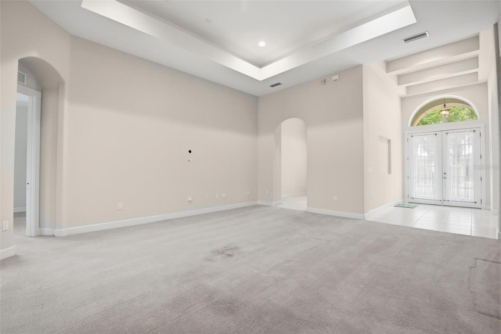 Image 15 of 48 For 21 Eastlake Drive