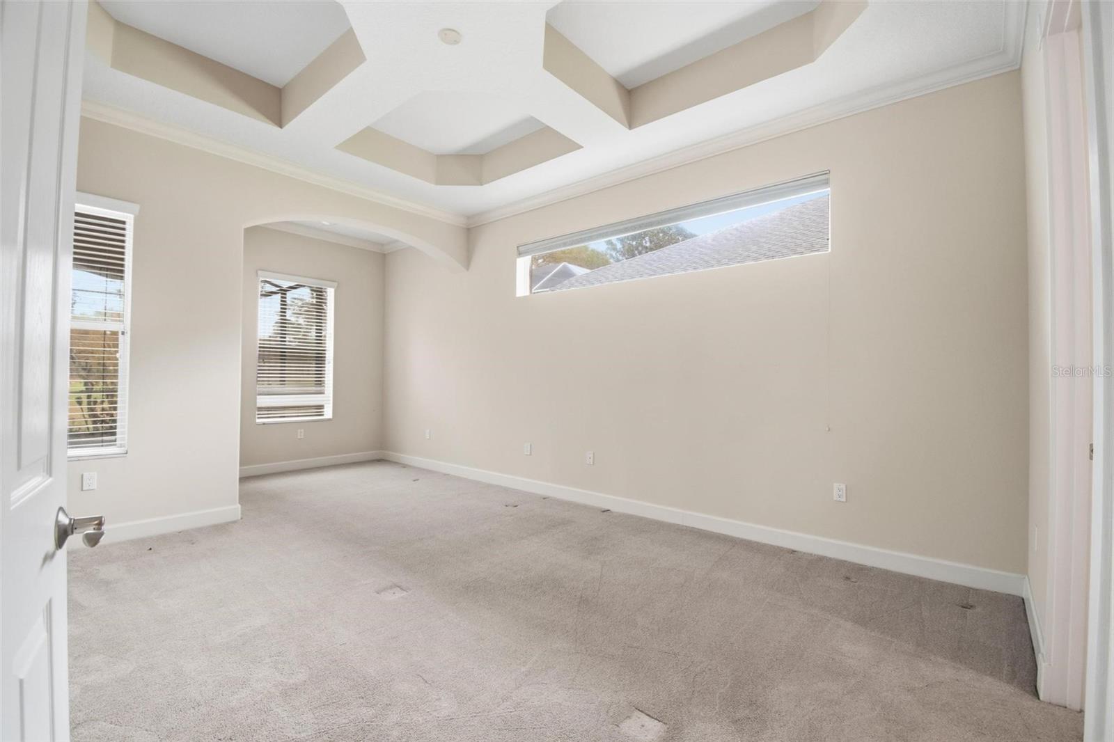 Image 18 of 48 For 21 Eastlake Drive