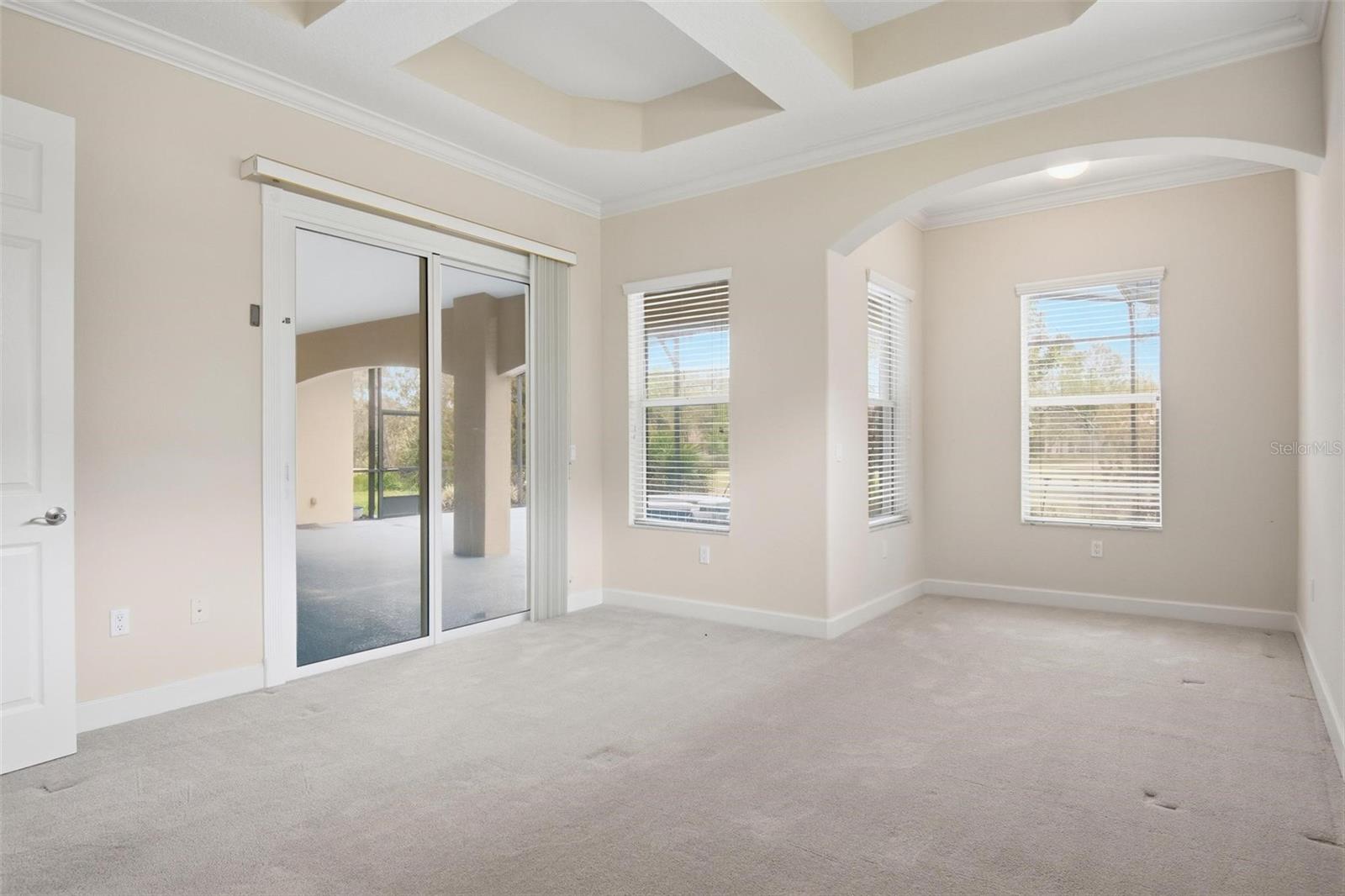 Image 19 of 48 For 21 Eastlake Drive