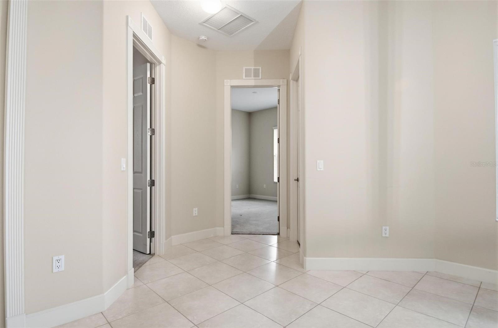 Image 21 of 48 For 21 Eastlake Drive