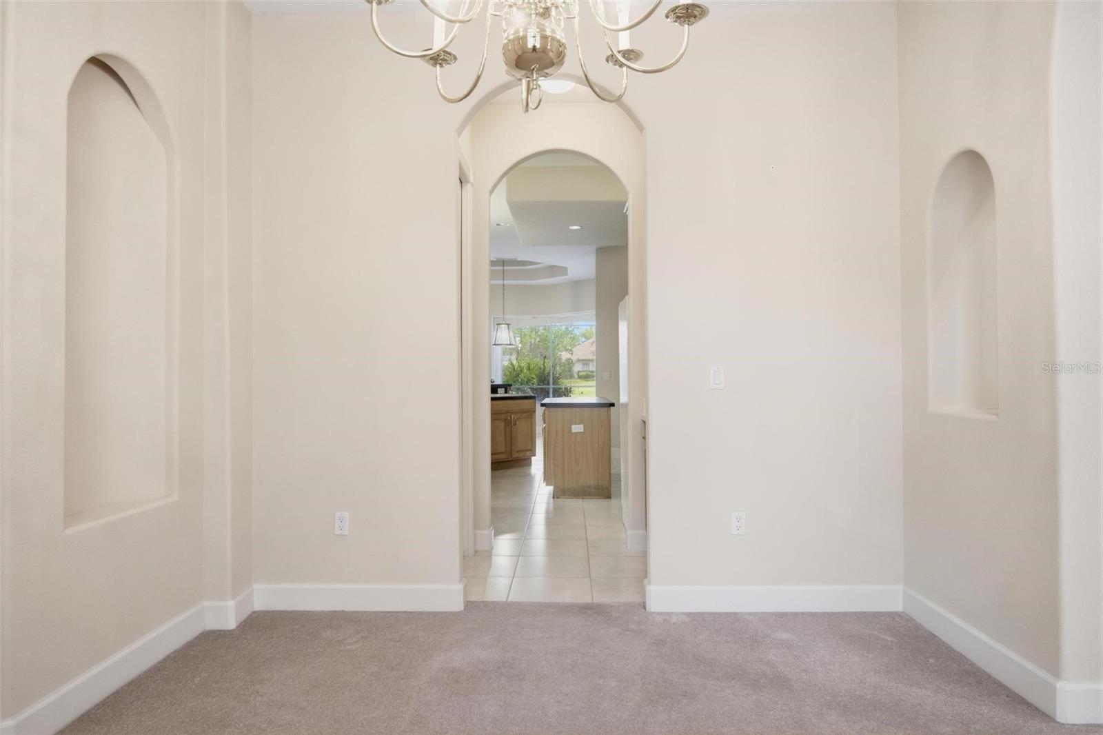 Image 3 of 48 For 21 Eastlake Drive