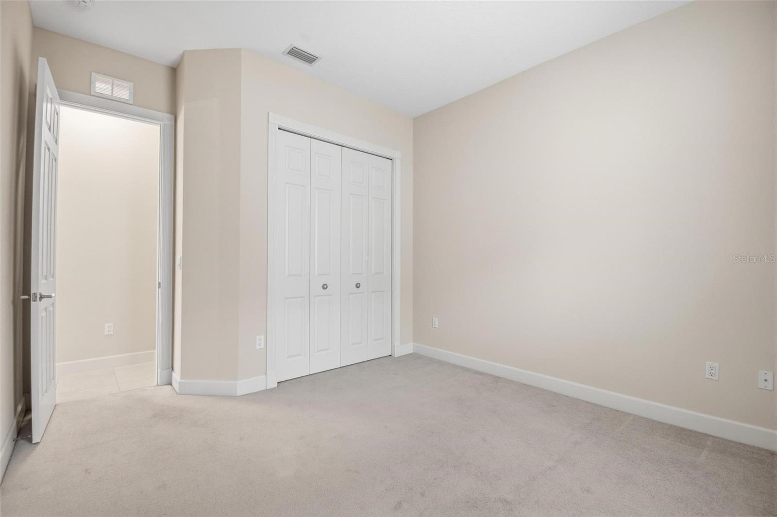 Image 30 of 48 For 21 Eastlake Drive