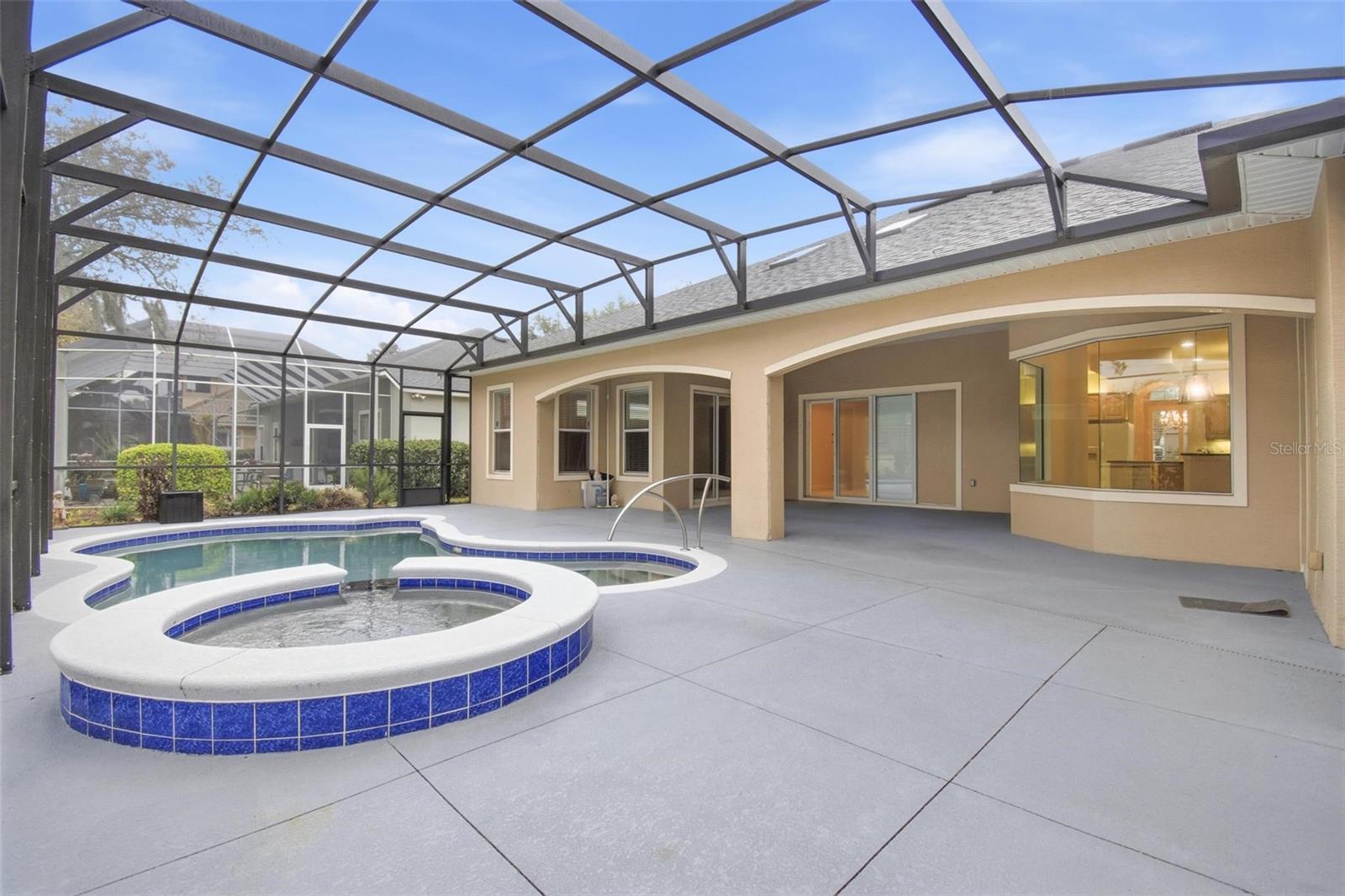 Image 33 of 48 For 21 Eastlake Drive