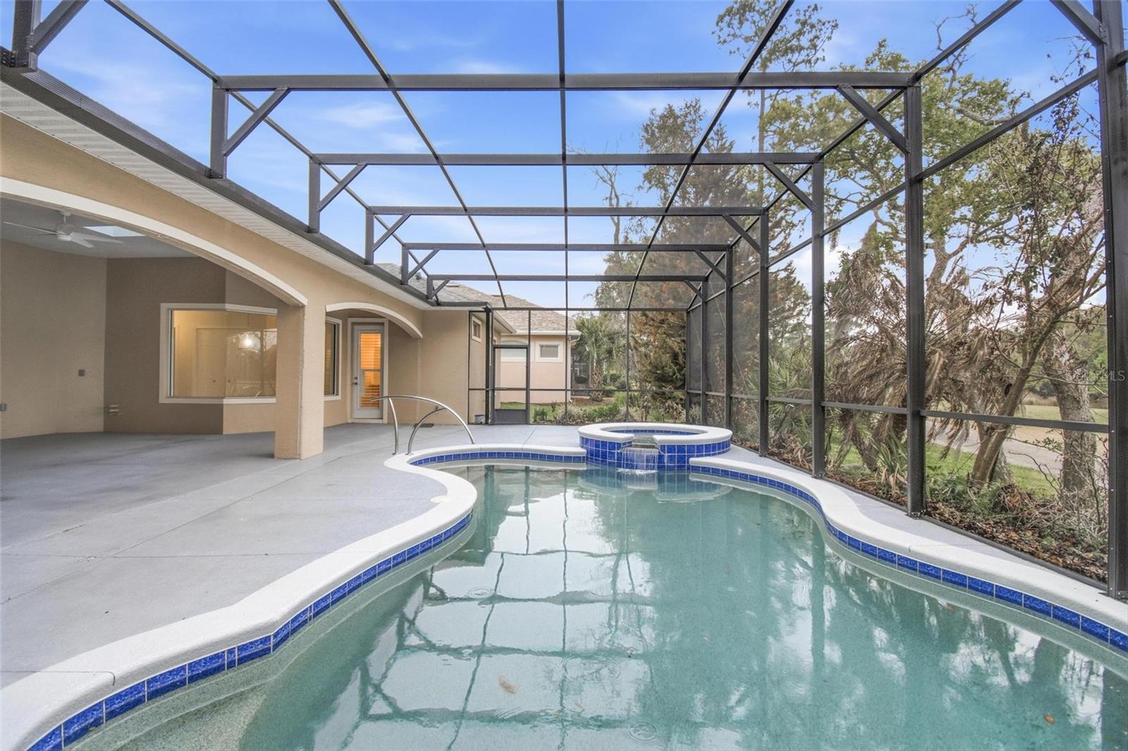 Image 35 of 48 For 21 Eastlake Drive