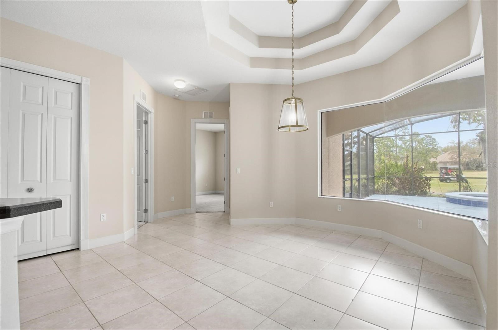 Image 9 of 48 For 21 Eastlake Drive