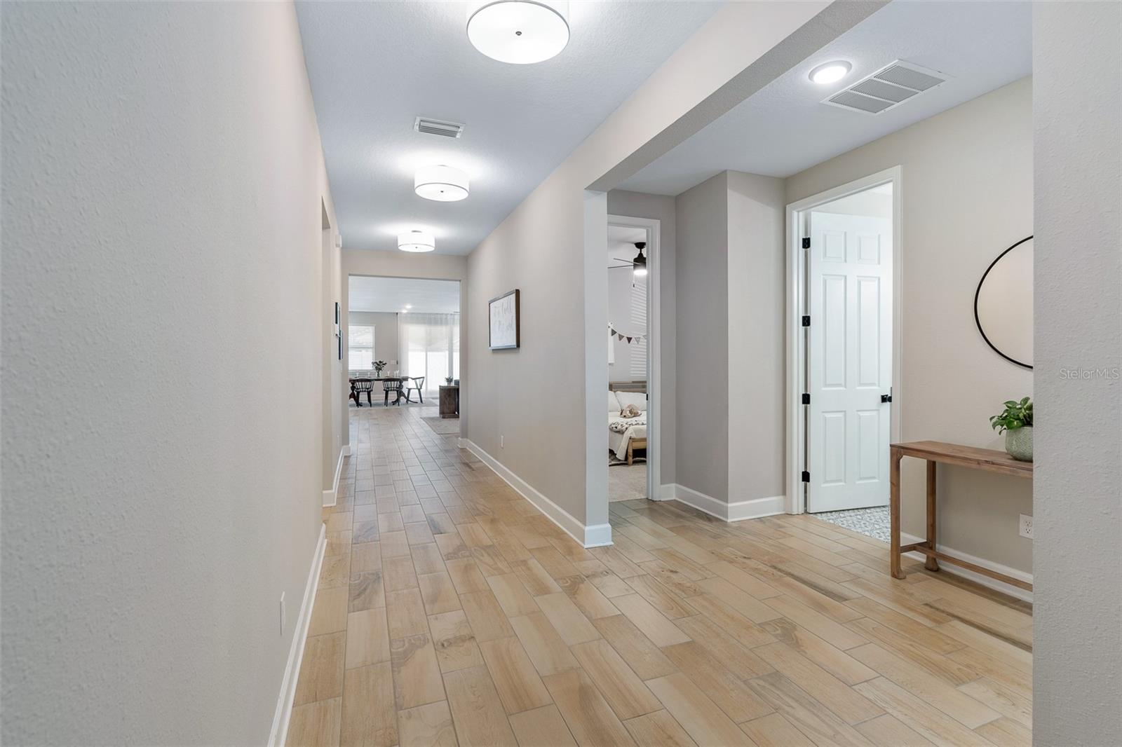 Image 14 of 60 For 46 Moana Court S