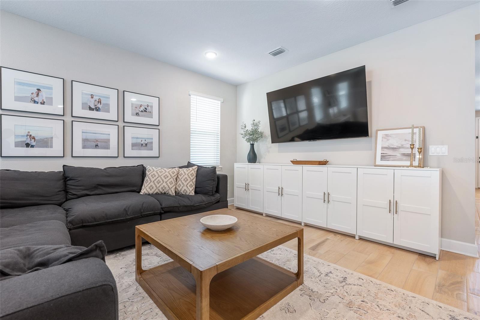 Image 18 of 60 For 46 Moana Court S