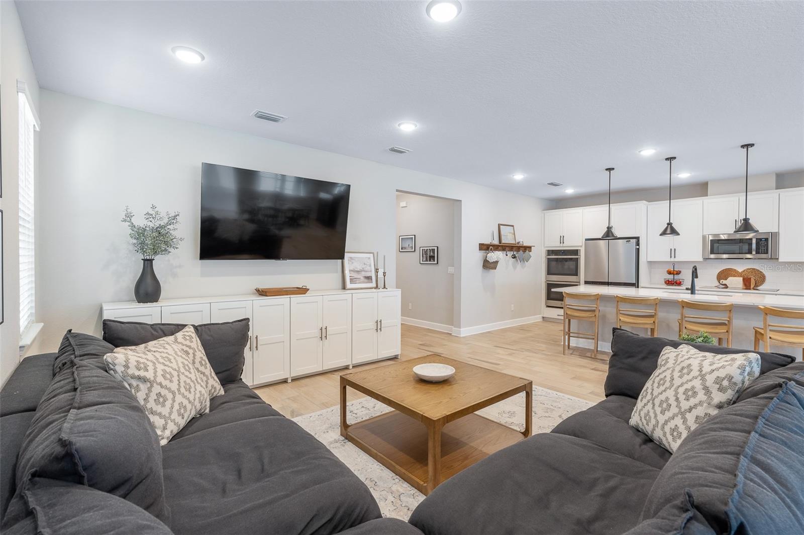 Image 19 of 60 For 46 Moana Court S